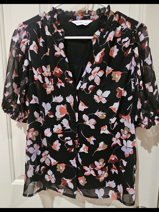Nine West Tops - Nine West Black Floral Puff-Sleeve V-Neck Blouse Women Size Large